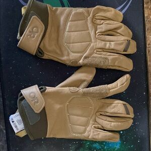 Outdoor Research medium leather gloves
